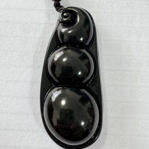 A01 Midnight Glimmer "Ruyi" Bean Pendant